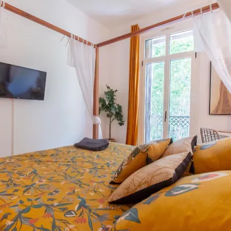 Detente Avec Jacuzzi Et Piscine Apartment