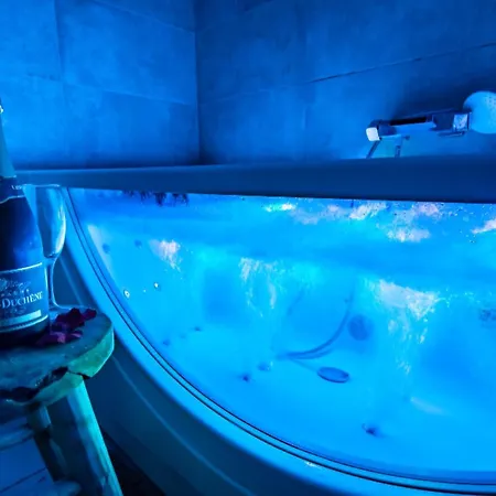 Apartment Detente Avec Jacuzzi Et Piscine